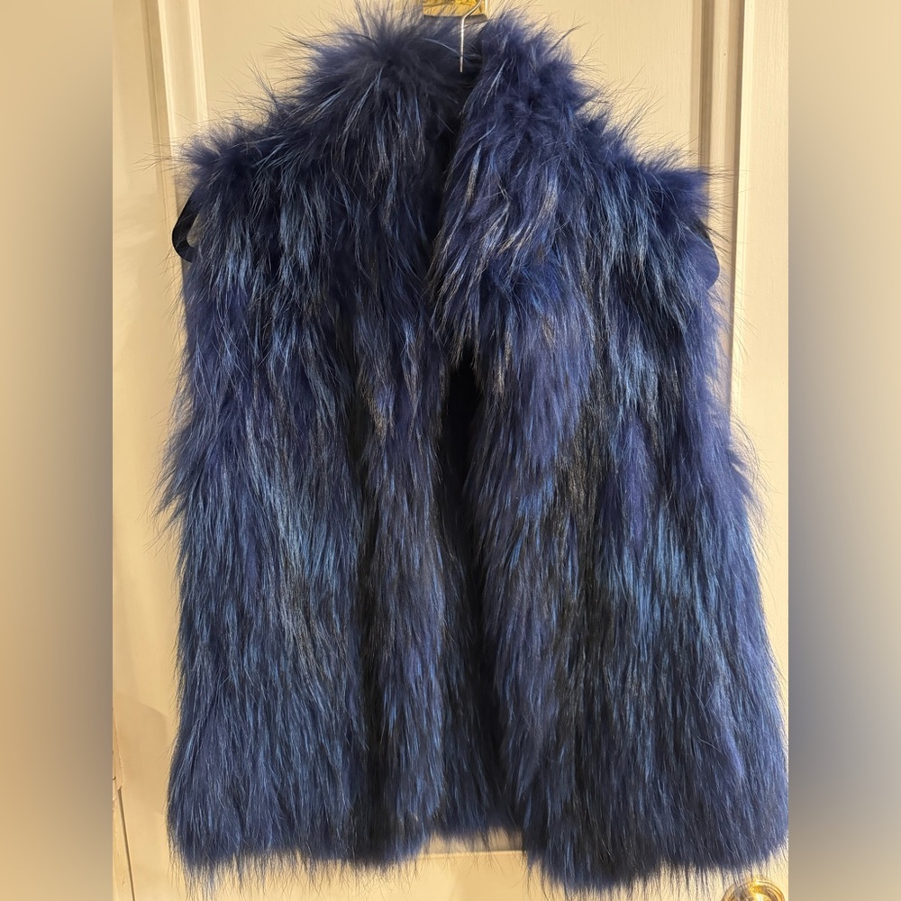 Yves Salomon Raccoon dyed fur vest, size FR 36 - like new!